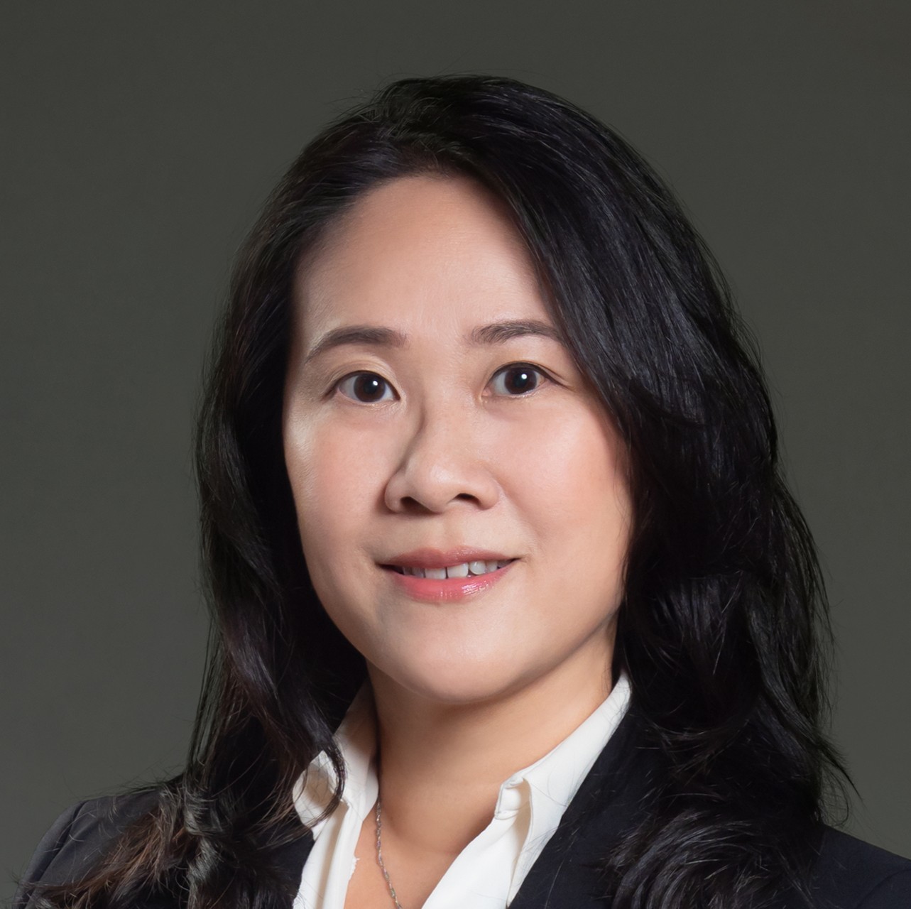 Helen Lo